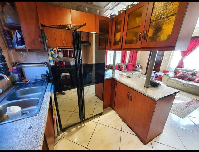 3 BEDROOM HOUSE FOR SALE IN THE ORCHARDS